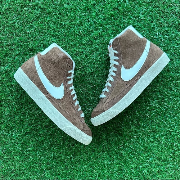 Nike Blazer Mid ‘77 Vintage Cacao Wow / Coconut Milk - Picture 4 of 8